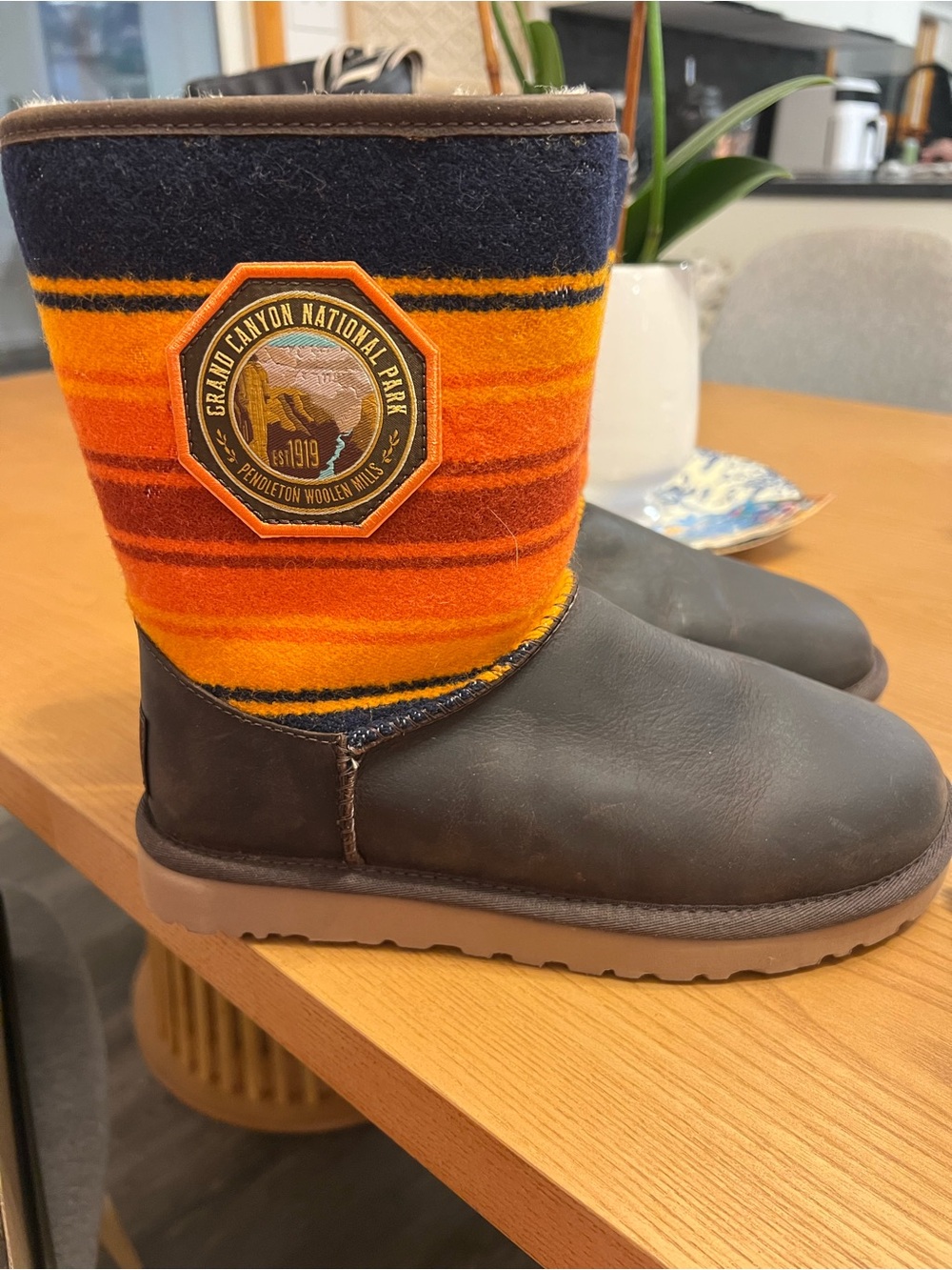 Pendleton UGG Orange, Navy & Brown women’s Boot - Picture 4 of 8